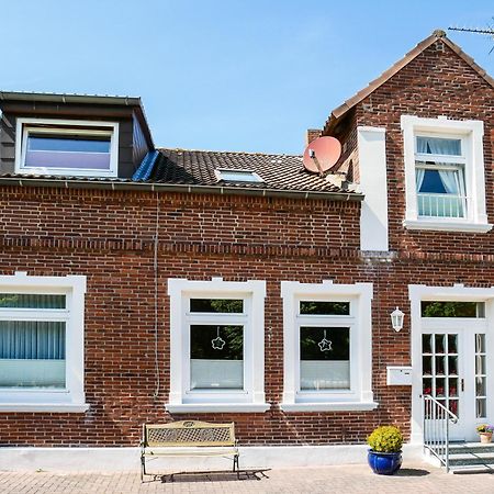 Ferienwohnung Am Dorfteich Fehmarn Extérieur photo