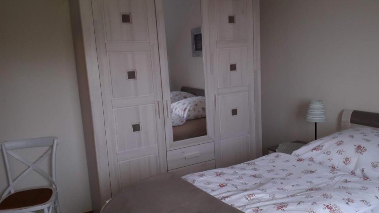 Ferienwohnung Am Dorfteich Fehmarn Extérieur photo
