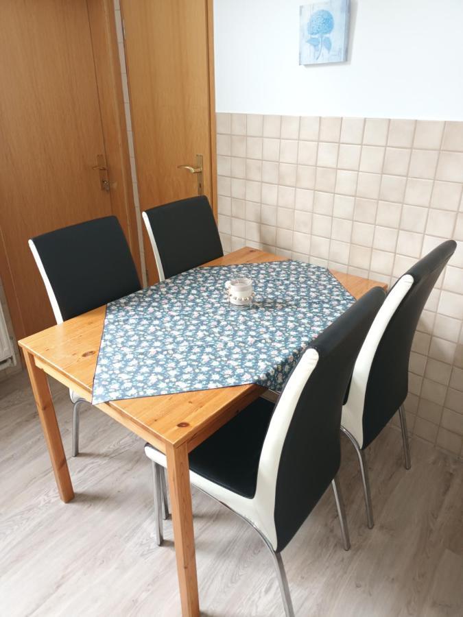 Ferienwohnung Am Dorfteich Fehmarn Extérieur photo
