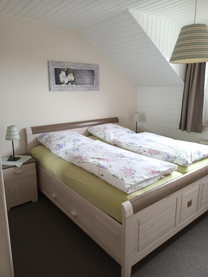 Ferienwohnung Am Dorfteich Fehmarn Extérieur photo