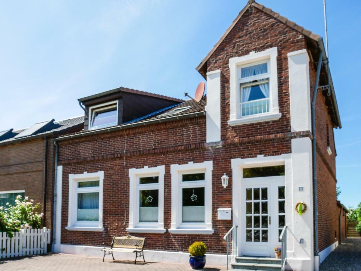 Ferienwohnung Am Dorfteich Fehmarn Extérieur photo